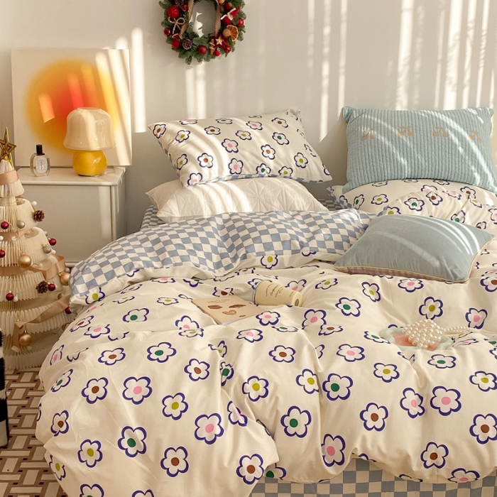 91家纺网 家纺一手货源 找家纺 昔可家纺 2022新款13372普通款四件套 棋盘克莱因蓝花