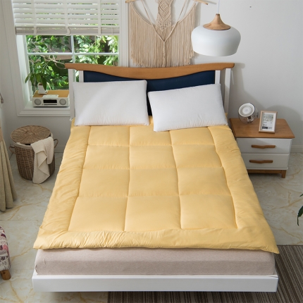 91家纺网 家纺一手货源 找家纺 梦莱发被业 2025新款芦荟棉软垫被 驼色