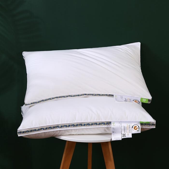 91家纺网 家纺一手货源 找家纺 2022全棉133*100防羽布小清新仪征羽丝绒枕头单人枕芯