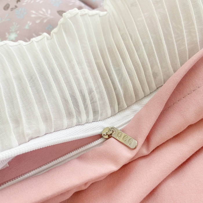 91家纺网 家纺一手货源 找家纺 琪格格纺织 2022新款水洗棉蕾丝褶皱花边款四件套 素雅