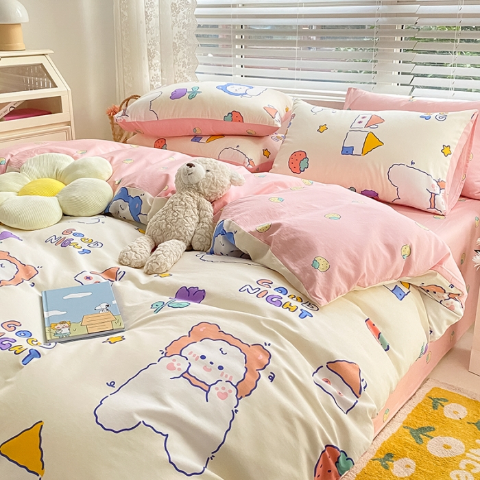 91家纺网 家纺一手货源 找家纺 曼之夏 2022新款全棉清新印花单被套 草莓奶熊