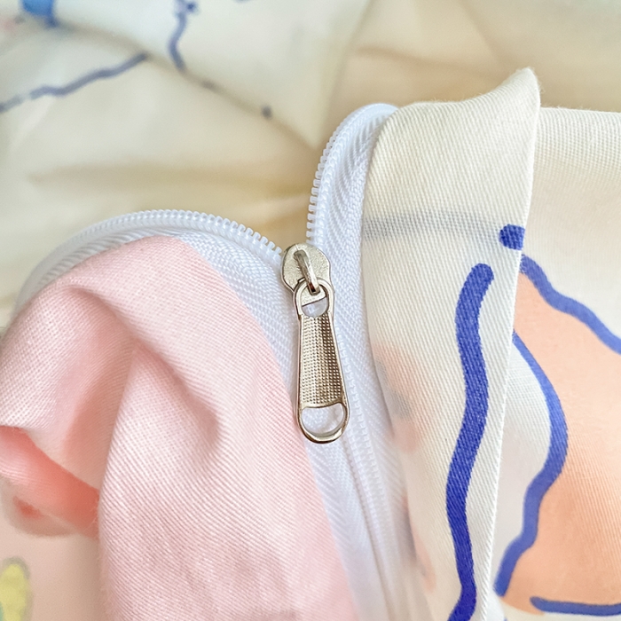 91家纺网 家纺一手货源 找家纺 曼之夏 2022新款全棉清新印花单被套 草莓奶熊