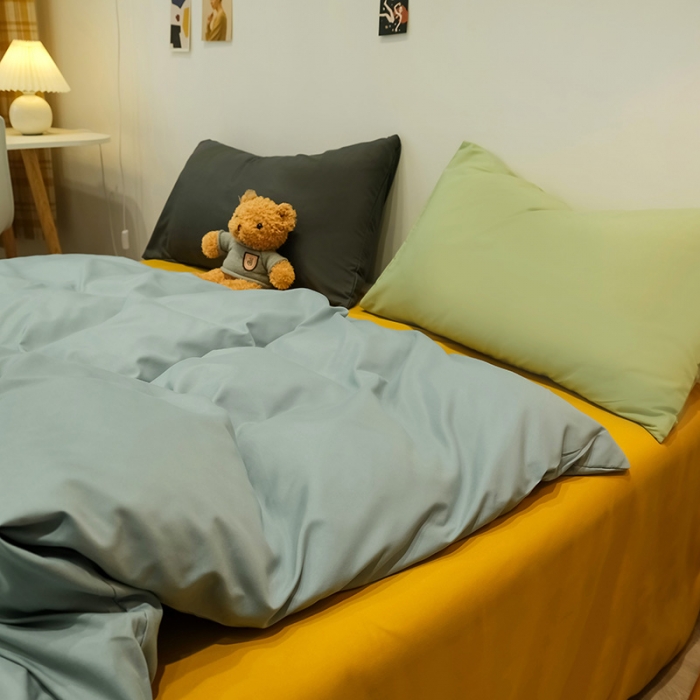 91家纺网 家纺一手货源 找家纺 蓝淋家纺 2022新款纯色简约四件套 浅蓝灰+芥末黄