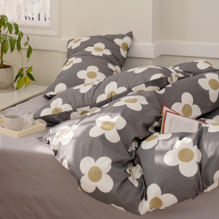 91家纺网 家纺一手货源 找家纺 窝米 2022新款全棉印花活性四件套花卉系列 小幸运