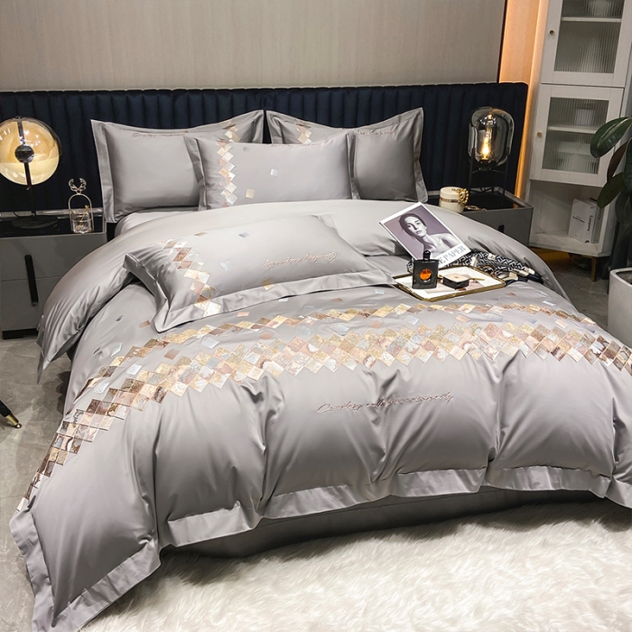 91家纺网 家纺一手货源 找家纺 魅都 100阿克苏长绒棉刺绣轻奢风四件套 铂金爱马 浅灰