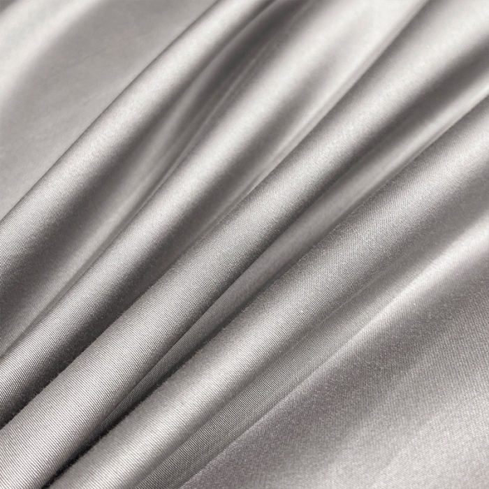 91家纺网 家纺一手货源 找家纺 魅都 100阿克苏长绒棉刺绣轻奢风四件套 铂金爱马 浅灰