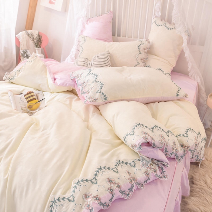 91家纺网 家纺一手货源 找家纺 绒世界 2022新款韩版水洗棉蕾丝玫瑰秘密系列四件套 玫瑰秘密-粉白