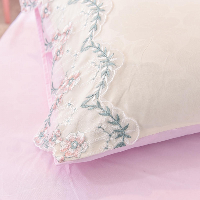 91家纺网 家纺一手货源 找家纺 绒世界 2022新款韩版水洗棉蕾丝玫瑰秘密系列四件套 玫瑰秘密-粉白