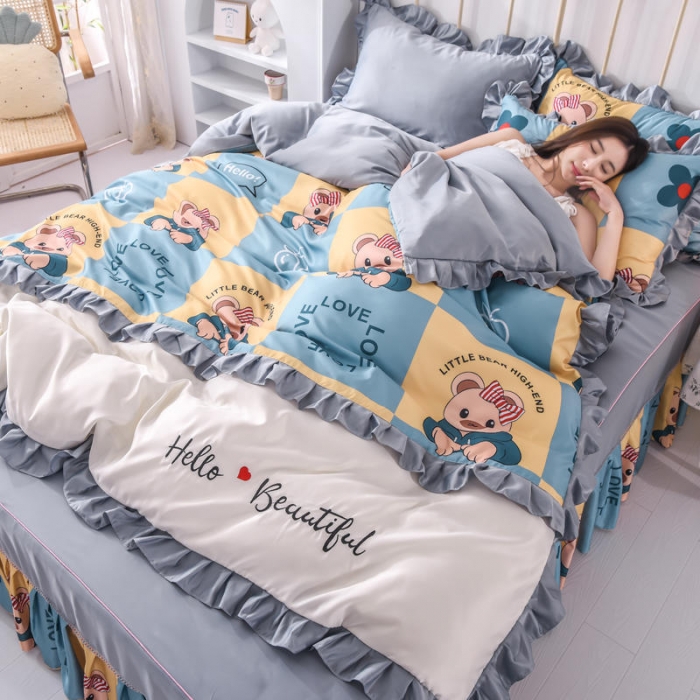 91家纺网 家纺一手货源 找家纺 绒世界 2022新款水洗真丝床裙款刺绣印花四件套 可爱熊