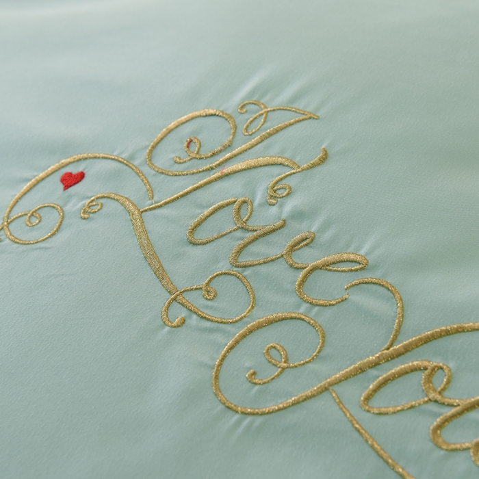 91家纺网 家纺一手货源 找家纺 欧冠 2022新款潮系列爱巢款床裙款刺绣四件套 碧绿