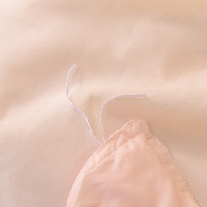 91家纺网 家纺一手货源 找家纺 欧冠 2022新款潮系列爱巢款床裙款刺绣四件套 粉白