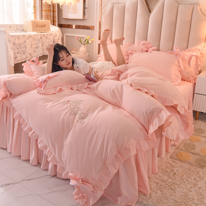 91家纺网 家纺一手货源 找家纺 欧冠 2022新款潮系列爱巢款床裙款刺绣四件套 粉玉