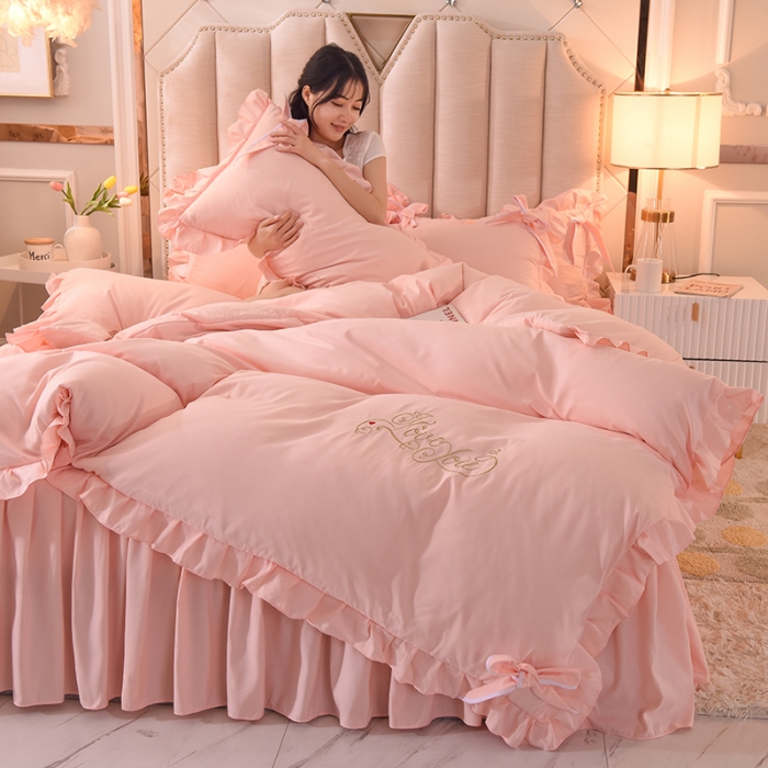 91家纺网 家纺一手货源 找家纺 欧冠 2022新款潮系列爱巢款床裙款刺绣四件套 粉玉