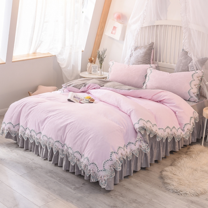 91家纺网 家纺一手货源 找家纺 欧冠 2022新款韩版水洗棉蕾丝玫瑰秘密系列四件套 玫瑰秘密-粉灰