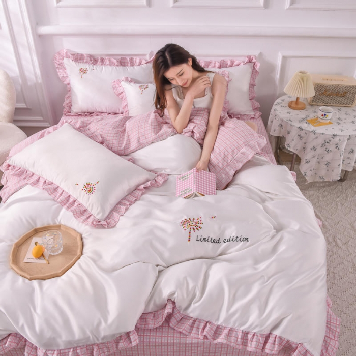 91家纺网 家纺一手货源 找家纺 欧冠 2022新款水洗真丝加水洗棉刺绣幸福花系列四件套 幸福花-粉白