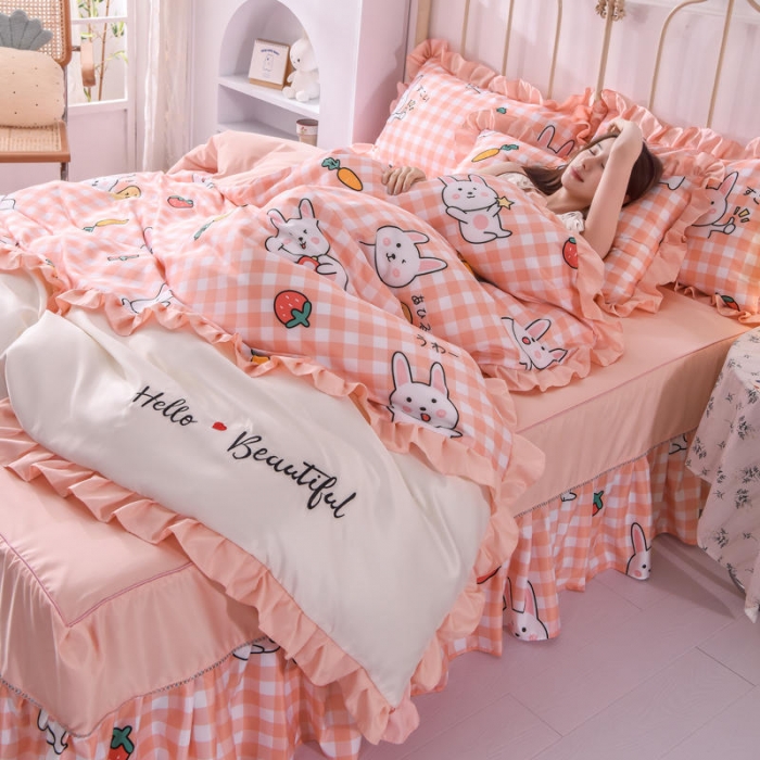 91家纺网 家纺一手货源 找家纺 欧冠 2022新款水洗真丝床裙款刺绣印花四件套 小白兔