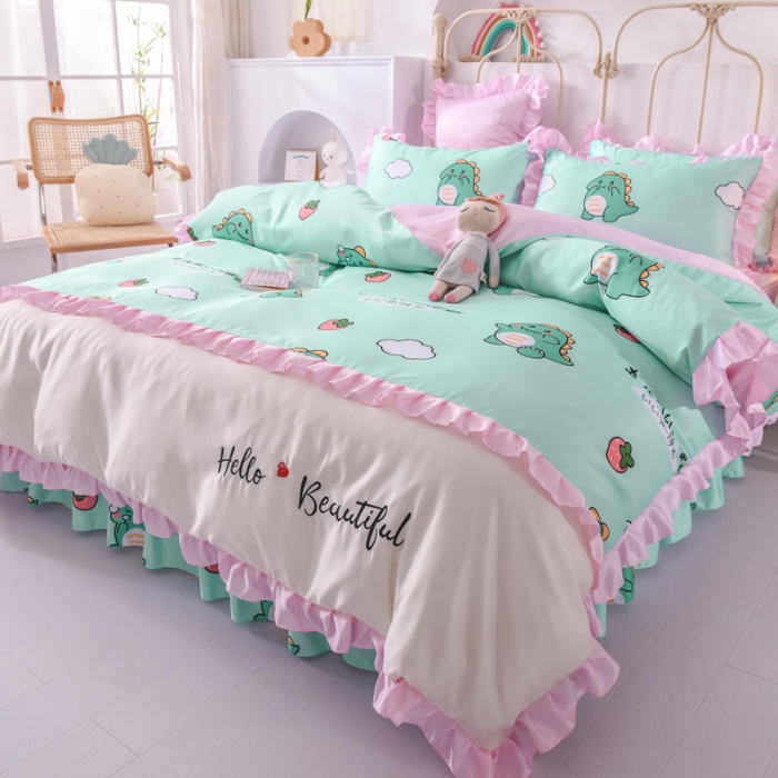 91家纺网 家纺一手货源 找家纺 欧冠 2022新款水洗真丝床裙款刺绣印花四件套 小恐龙