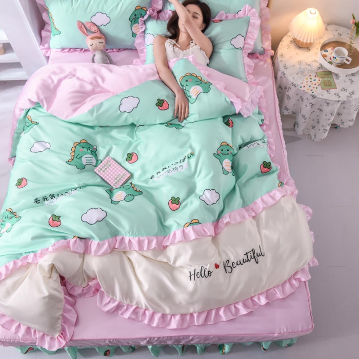 91家纺网 家纺一手货源 找家纺 欧冠 2022新款水洗真丝床裙款刺绣印花四件套 小恐龙