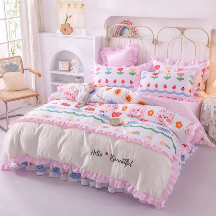 91家纺网 家纺一手货源 找家纺 欧冠 2022新款水洗真丝床裙款刺绣印花四件套 小草莓