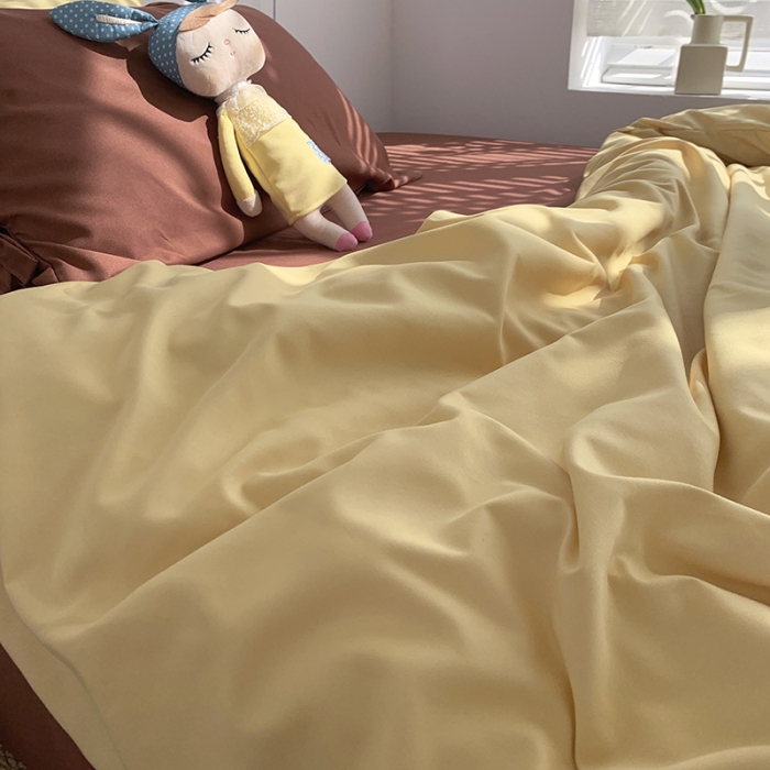 91家纺网 家纺一手货源 找家纺 曼谷家纺 新款美棉磨毛纯色系带混搭拼色蝴蝶结四件套 布丁焦糖（系带款）