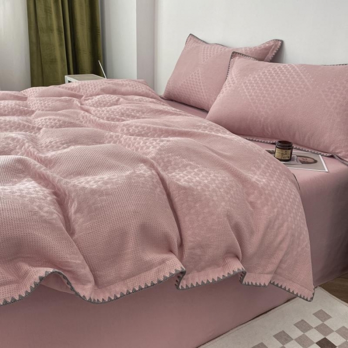 91家纺网 家纺一手货源 找家纺 金丝鸟 2023新款A类60支全棉水洗棉华夫格系列四件套 拉夫格 粉