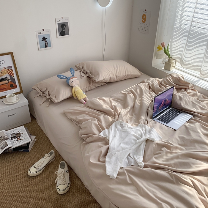 91家纺网 家纺一手货源 找家纺 曼谷家纺 新款美棉磨毛纯色系带混搭拼色蝴蝶结四件套 奶茶（系带款）