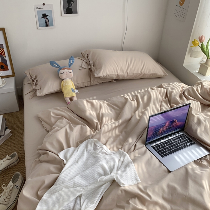 91家纺网 家纺一手货源 找家纺 曼谷家纺 新款美棉磨毛纯色系带混搭拼色蝴蝶结四件套 奶茶（系带款）