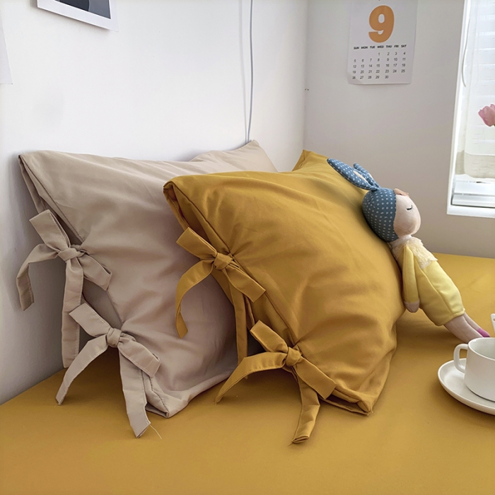 91家纺网 家纺一手货源 找家纺 曼谷家纺 新款美棉磨毛纯色系带混搭拼色蝴蝶结四件套 奶茶杏黄（系带款）