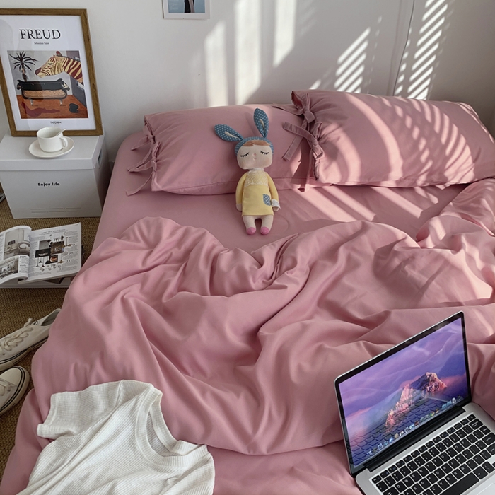 91家纺网 家纺一手货源 找家纺 曼谷家纺 新款美棉磨毛纯色系带混搭拼色蝴蝶结四件套 桃桃奶昔（系带款）