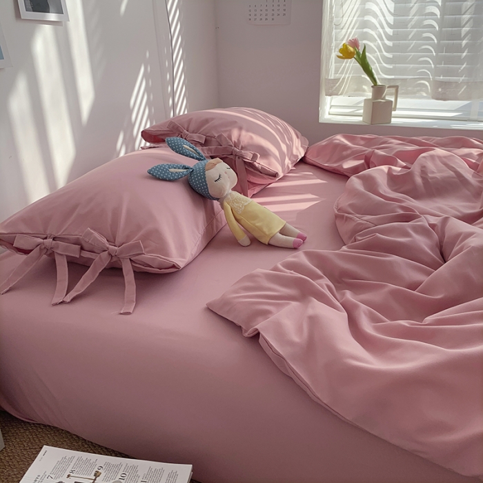 91家纺网 家纺一手货源 找家纺 曼谷家纺 新款美棉磨毛纯色系带混搭拼色蝴蝶结四件套 桃桃奶昔（系带款）