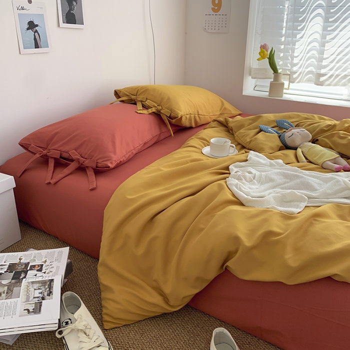 91家纺网 家纺一手货源 找家纺 曼谷家纺 新款美棉磨毛纯色系带混搭拼色蝴蝶结四件套 杏黄甜橙（系带款）