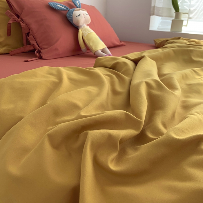 91家纺网 家纺一手货源 找家纺 曼谷家纺 新款美棉磨毛纯色系带混搭拼色蝴蝶结四件套 杏黄甜橙（系带款）