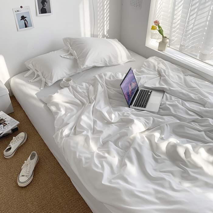 91家纺网 家纺一手货源 找家纺 曼谷家纺 新款美棉磨毛纯色系带混搭拼色蝴蝶结四件套 椰奶（系带款）