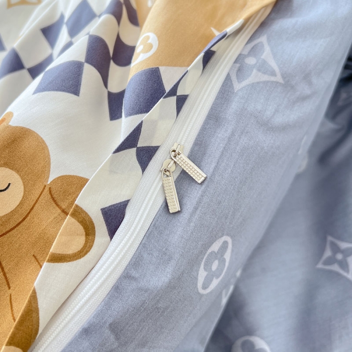 91家纺网 家纺一手货源 找家纺 梦家居 2022新款13372小清新系列全棉四件套 路易熊