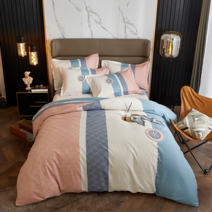 91家纺网 家纺一手货源 找家纺 金纱玉纺 2022新款全棉13372大版印花四件套 帝诺-粉