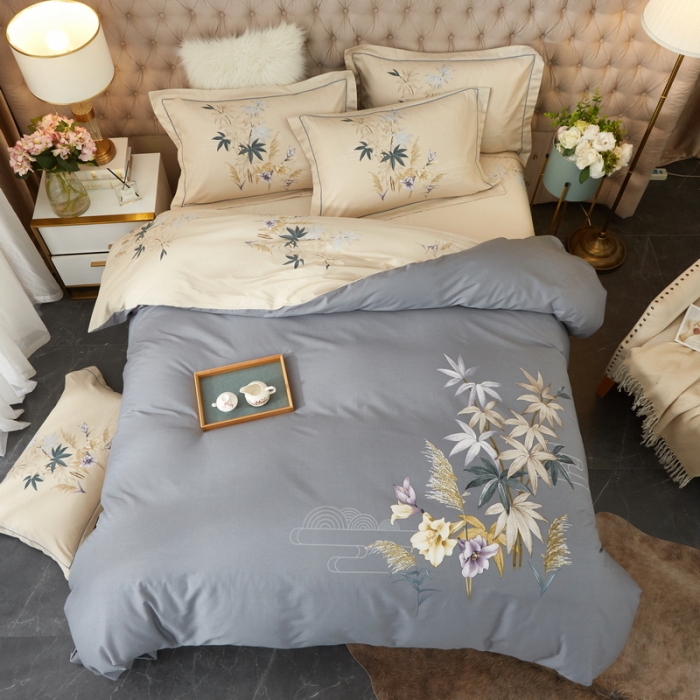 91家纺网 家纺一手货源 找家纺 金纱玉纺 2022新款全棉13372大版印花四件套 莱茵春色-灰