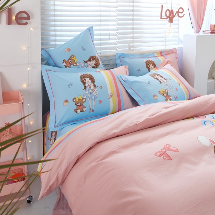 91家纺网 家纺一手货源 找家纺 金纱玉纺 2022新款全棉13372大版印花四件套 少女梦