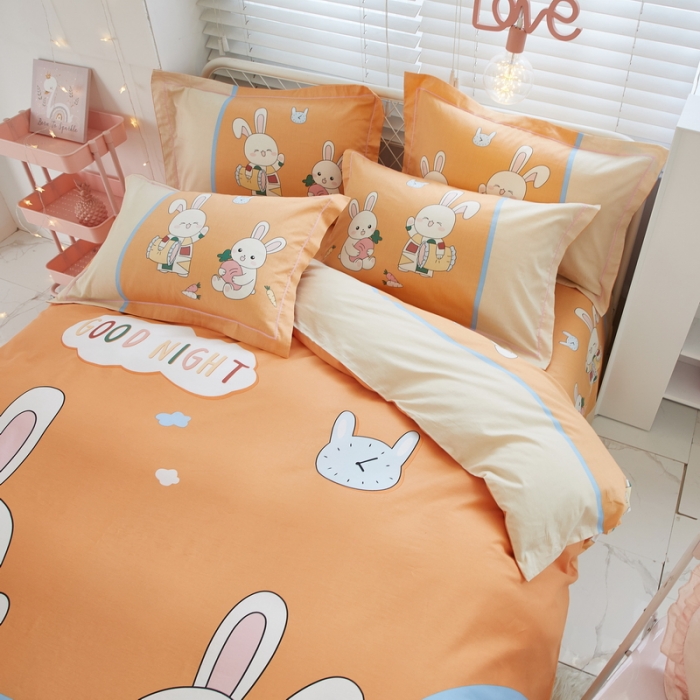 91家纺网 家纺一手货源 找家纺 金纱玉纺 2022新款全棉13372大版印花四件套 甜蜜兔