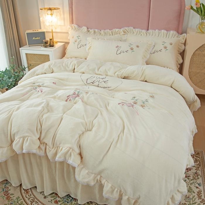 91家纺网 家纺一手货源 找家纺 （总）亲亲公主 2025新款高端牛奶绒刺绣四件套