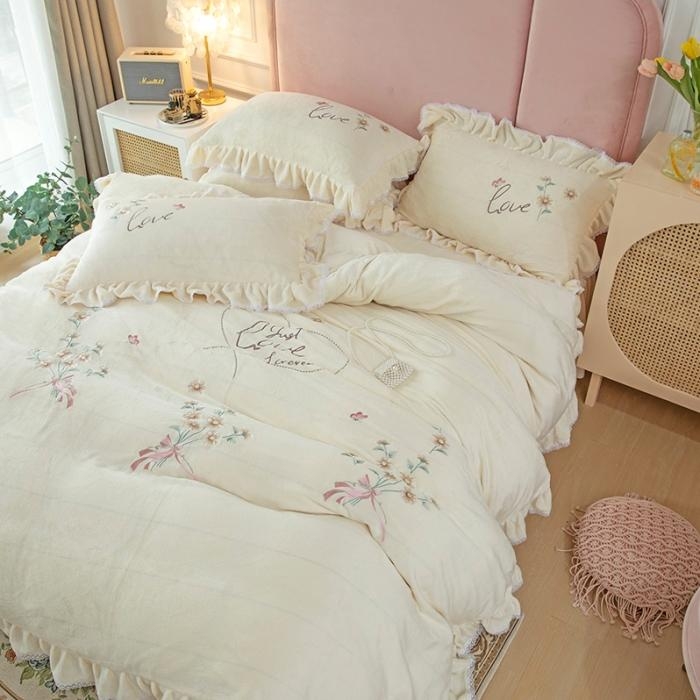 91家纺网 家纺一手货源 找家纺 （总）亲亲公主 2025新款高端牛奶绒刺绣四件套