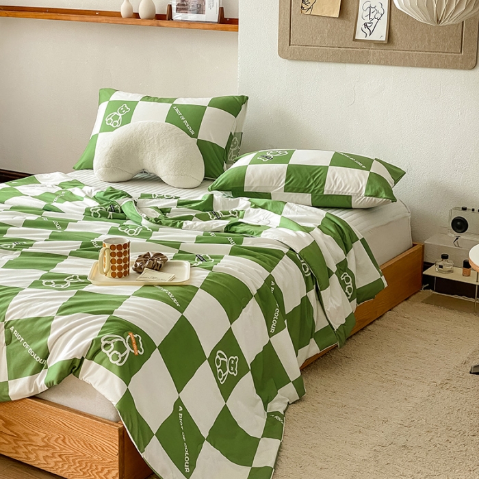 91家纺网 家纺一手货源 找家纺 寐眠 2022新款生态A类大豆针织棉夏被 苹果绿大格