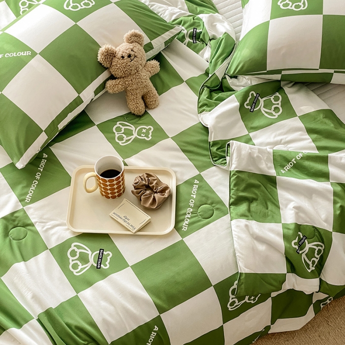 91家纺网 家纺一手货源 找家纺 寐眠 2022新款生态A类大豆针织棉夏被 苹果绿大格