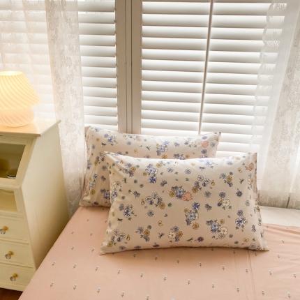 91家纺网 家纺一手货源 找家纺 优彩 2022新款时尚花卉系列单枕套48*74花花兔