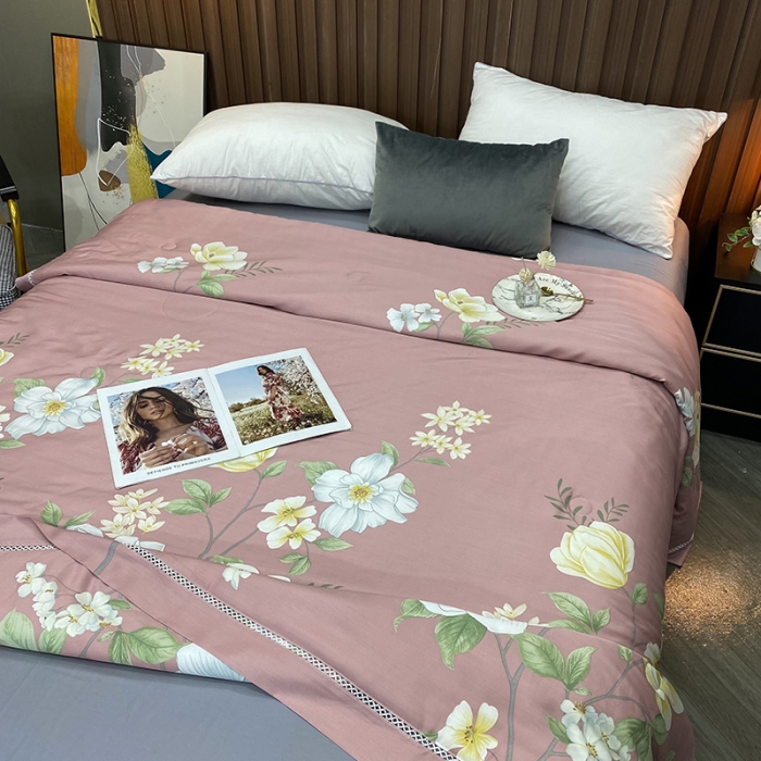 91家纺网 家纺一手货源 找家纺 娇逸家居 2022新款40天丝莫代尔镂空款夏凉被 花韵