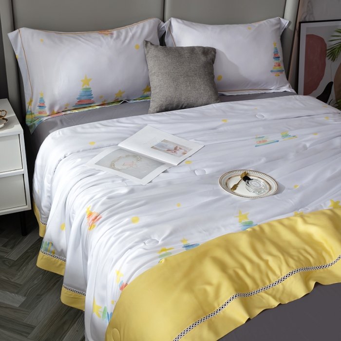 91家纺网 家纺一手货源 找家纺 娇逸家居 2022新款40天丝莫代尔镂空款夏凉被 快乐时光