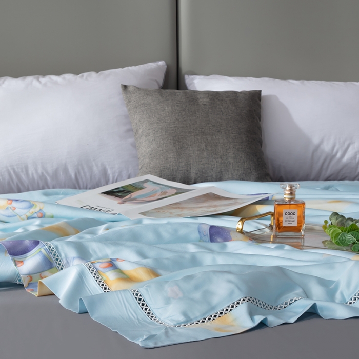 91家纺网 家纺一手货源 找家纺 娇逸家居 2022新款40天丝莫代尔镂空款夏凉被 漫游太空