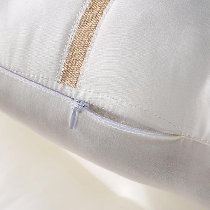 91家纺网 家纺一手货源 找家纺 2022新品刺绣氧颜蛋白SPA透气护颈椎枕芯安睡美容枕头