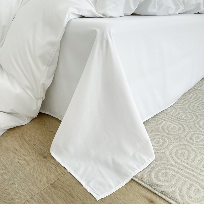 91家纺网 家纺一手货源 找家纺 曼谷家纺纯色简约刺绣四件套柔软磨毛床上用 字母纯白