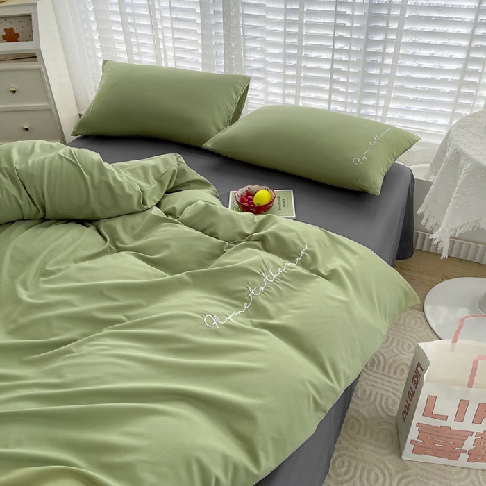 91家纺网 家纺一手货源 找家纺 曼谷家纺纯色简约刺绣四件套柔软磨毛床上用字母豆绿灰
