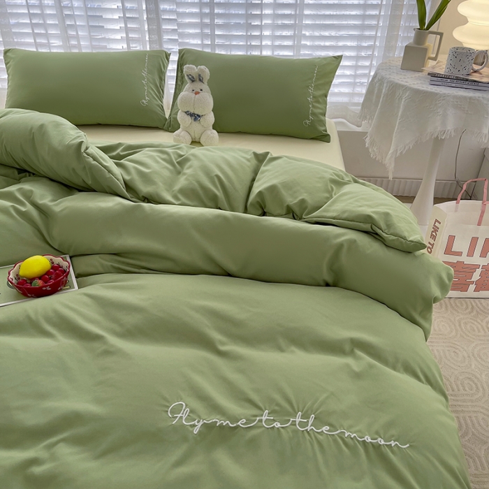91家纺网 家纺一手货源 找家纺 曼谷家纺纯色简约刺绣四件套柔软磨毛床上用字母豆绿芝士